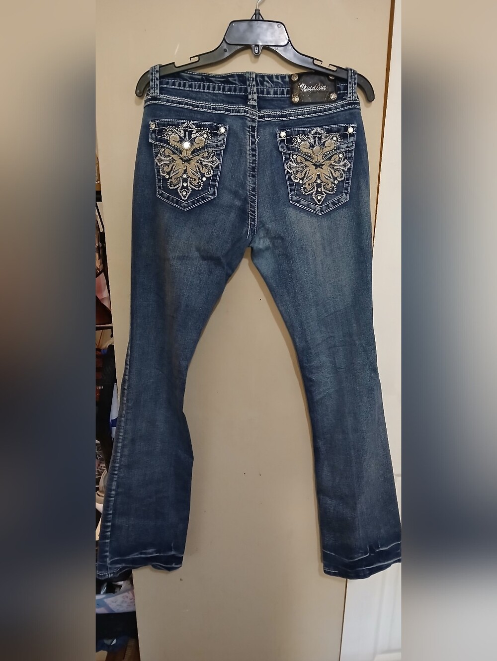 Dark Wash Embellished Pocket Jeans Brand Vi Vi Diva - Picture 2 of 8